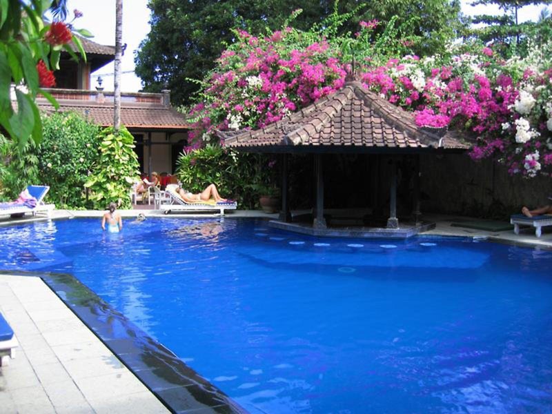 Ari Putri Hotel