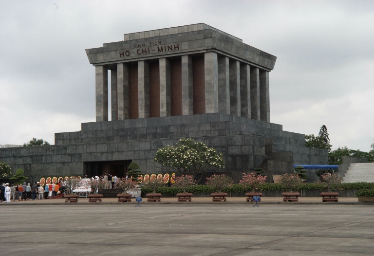 Halbtaegige-Stadtrundfahrt-in-Hanoi