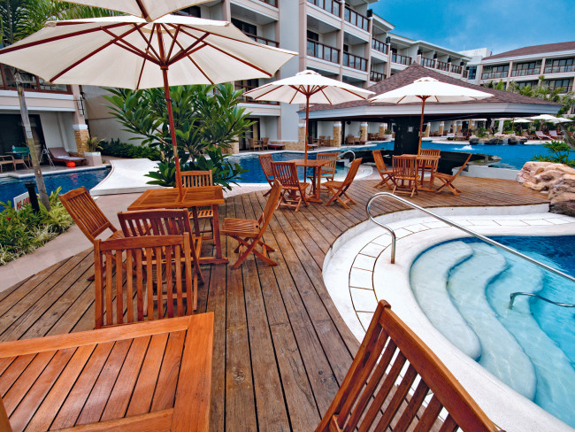 Henann Lagoon Resort