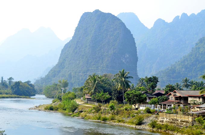 Night Safari, Laos