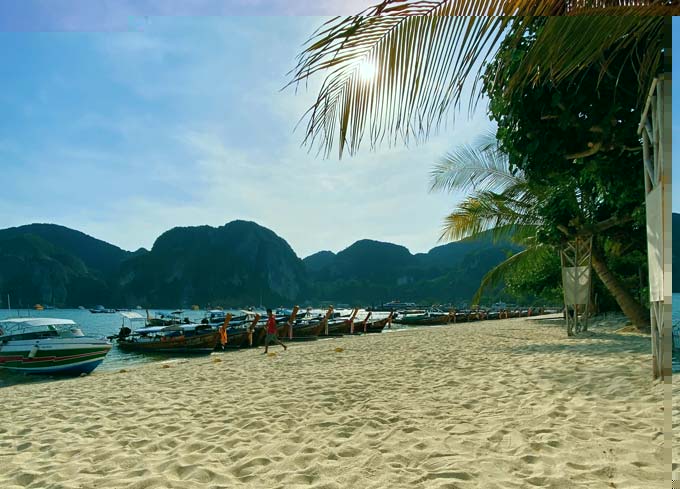 Phi Phi Islands mit dem Speedboot, Thailand