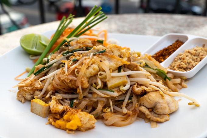 Thai Dinner & klassischer Tanz im Silom Village Restaurant, Thailand