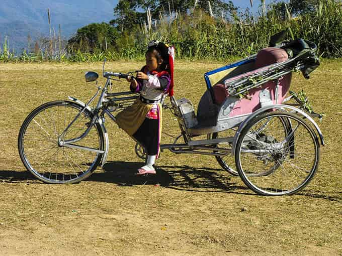 Rickshaw & 
Wanderung „Colors of Bangkok“
, Thailand